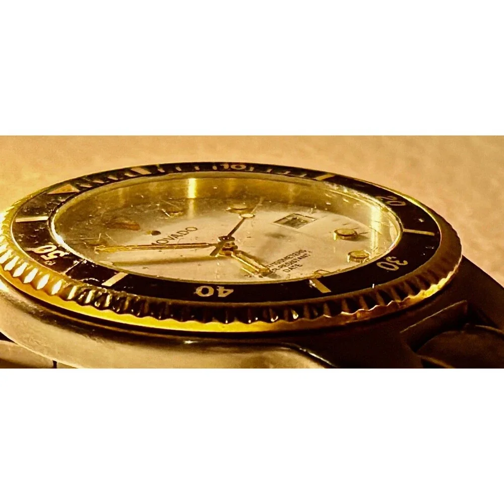 VTG Mens Movado divers watch 2 tone 330ft good condition B1–A4-872 New Battery